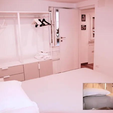 アパート La Casa Di Aly ジェノヴァ